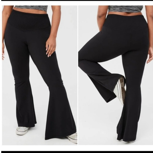 Aerie real me super flare leggings SIZE XS BUNDLE OF 2 - Picture 1 of 3